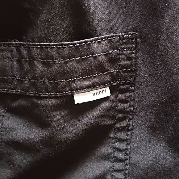 Men's Kore Short VUORI Size Large Black Anti Odor Lined Sustainable - Picture 5 of 6